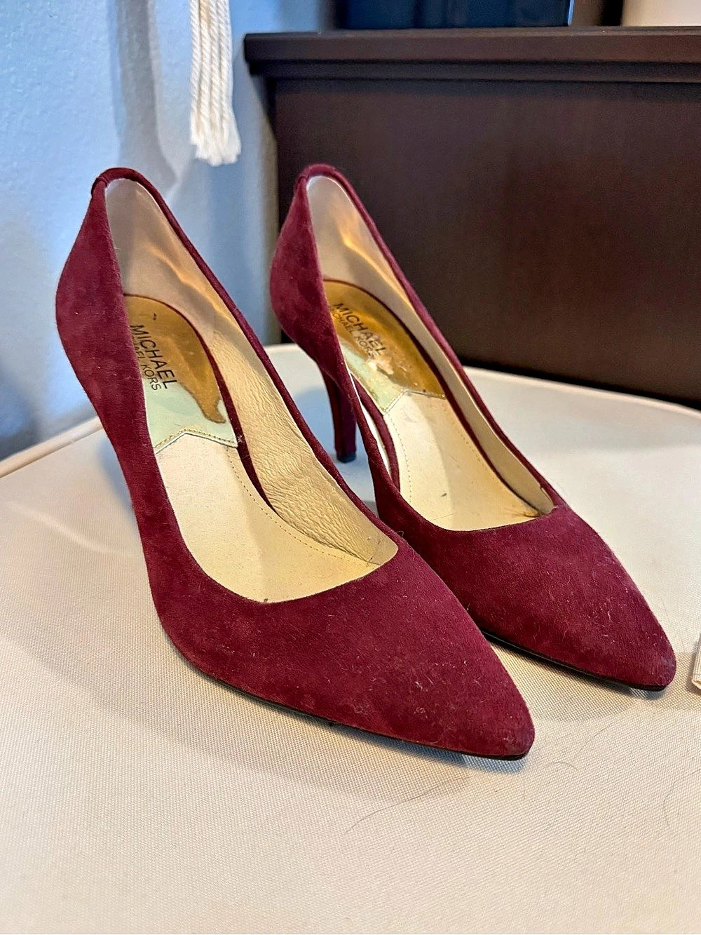 Michael Kors Dorothy Flex Pump Suede Pointed-Toe Pumps Burgundy